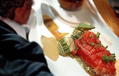 抖音热门评论文案_抖音热门影评如何写？缩略图