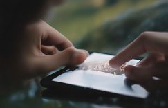 抖音里面收藏的视频如何删除_抖音收藏视频删除方法缩略图