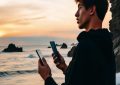 抖音比快手涨粉容易_抖音涨粉易过快手？缩略图