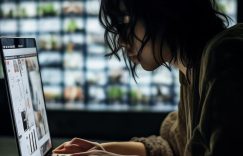 100万小红书粉丝号怎么找_如何获取100万小红书粉丝？缩略图